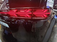 Denza D9 DM-i 980 AWD Version - ფოტო 14