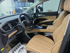 Denza D9 DM-i 980 AWD Version - ფოტო 5