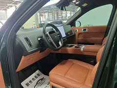 Li Auto L9 Max - ფოტო 5
