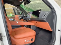 Li Auto L6 Max Edition - ფოტო 13