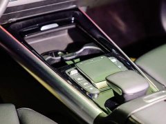 Mercedes-Benz GLA 200 - ფოტო 14