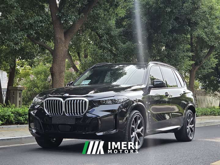 BMW X5 xDrive 30Li Deluxe VersionM - ავტომობილი ჩინეთიდან