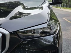 BMW X5 xDrive 30Li Deluxe VersionM - ფოტო 4