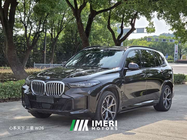 BMW X5 xDrive 30Li Deluxe VersionM - ავტომობილი ჩინეთიდან