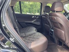 BMW X5 xDrive 30Li Deluxe VersionM - ფოტო 6