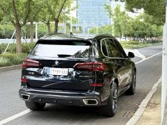 BMW X5 xDrive 30Li Deluxe VersionM - ფოტო 15