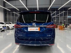 Buick GL8 Premium Version - ფოტო 20
