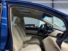 Buick GL8 Premium Version - ფოტო 6