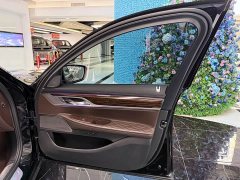 BMW 7 740Li Deluxe Version Luxury - ფოტო 14