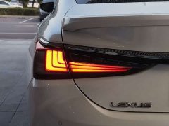 Lexus ES 300h Edition - ფოტო 5