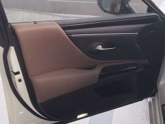 Lexus ES 300h Edition - ფოტო 8