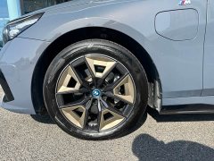 BMW i5 eDrive 35L Deluxe Version M - ფოტო 6