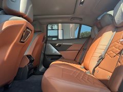 BMW i5 eDrive 35L Deluxe Version M - ფოტო 8