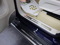Mercedes-Benz GAMG AMG G 63 - photo 12
