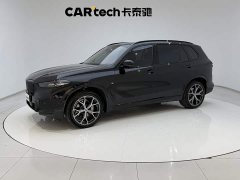 BMW X5 xDrive 30Li Deluxe VersionM - ფოტო 1