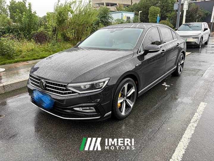 Volkswagen 200Anniversary Edition 330TSI DSGLuxury Version - ავტომობილი ჩინეთიდან