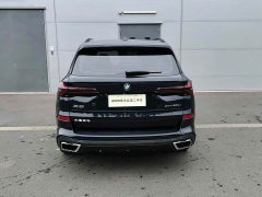 BMW X5 xDrive 30Li Deluxe VersionM - ფოტო 11