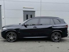 BMW X5 xDrive 30Li Deluxe VersionM - ფოტო 3