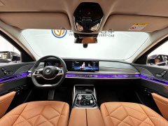 BMW 7 735Li Luxury - ფოტო 18