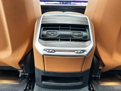 BMW 7 735Li Luxury - ფოტო 20