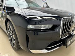 BMW 7 735Li Luxury - ფოტო 4