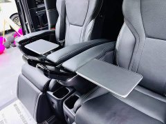 Lexus LM 350h Edition - ფოტო 17