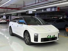 Li Auto i6 AWD Edition - ფოტო 3