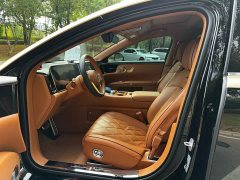 Li Auto S800 EREV Deluxe Edition 5 (192) - ფოტო 8