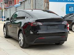 Tesla Model Y Standard Range Edition - ფოტო 13