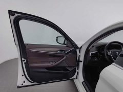 BMW 5 530Li Deluxe Version Luxury - ფოტო 8