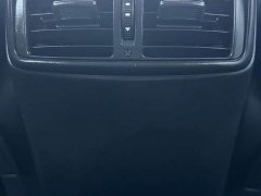 Land Rover 2.0L 2WD Edition - ფოტო 13