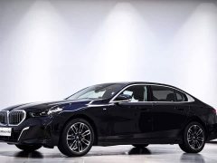 BMW 5 530Li Version M - ფოტო 1