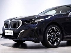 BMW 5 530Li Version M - ფოტო 4