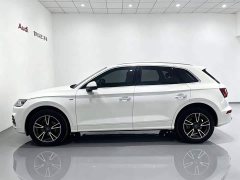 Audi Q5L 45 TFSI DeluxeFashion Version - ფოტო 4