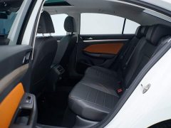 Volkswagen 200TSI DSGPRO Edition - ფოტო 5