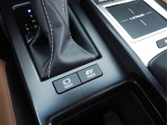 Lexus ES 300h Edition - ფოტო 16