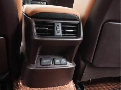Lexus ES 300h Edition - ფოტო 19