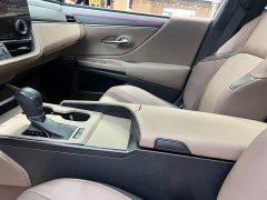 Lexus ES 200 Edition - ფოტო 6