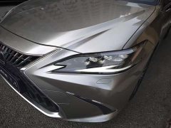 Lexus ES 300h Edition - ფოტო 19