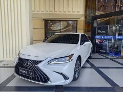 Lexus ES 300h Edition - ფოტო 1