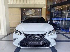 Lexus ES 300h Edition - ფოტო 2
