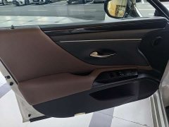 Lexus ES 300h Edition - ფოტო 9