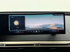 BMW iX xDrive40 - ფოტო 10