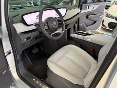 Buick GL8 Deluxe Edition - ფოტო 6