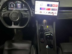 Lynk & Co 03 1.5TD DCTPro - ფოტო 6