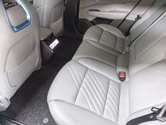 Zeekr 001 YOU Edition 100kWh AWD - ფოტო 10