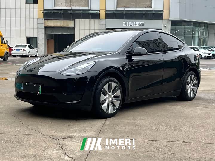 Tesla Model Y Edition - ავტომობილი ჩინეთიდან