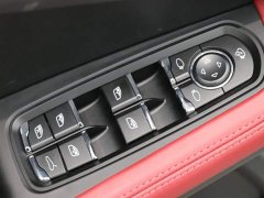 Porsche Macan T 2.0T - ფოტო 12