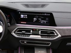 BMW X5 xDrive 30Li Deluxe VersionM - ფოტო 19