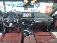 BMW 5 530Li Deluxe Version M - ფოტო 11